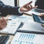 How Finance Managers and Business Travelers Can Optimize Trips for ROI & Wellbeing